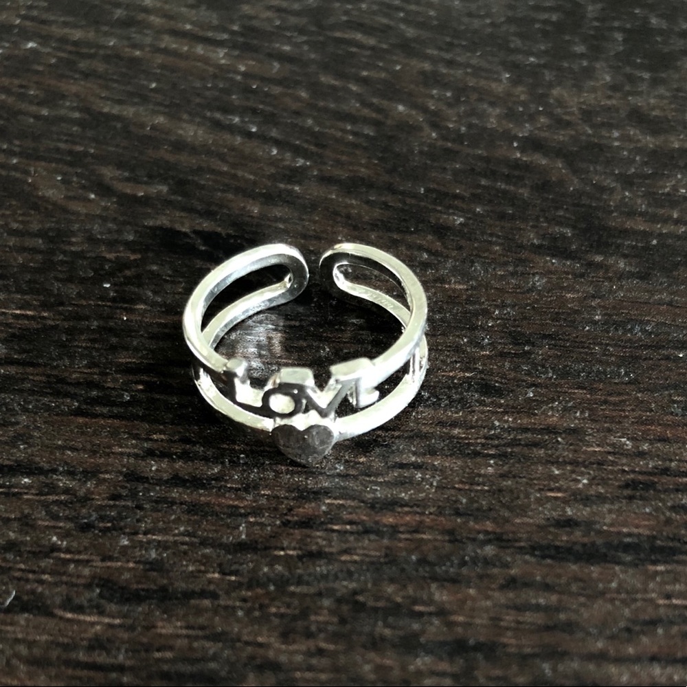 🌸Adjustable toe ring (new)🌸